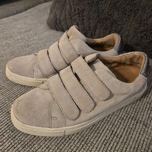 FRYE Beige Suede Sneakers